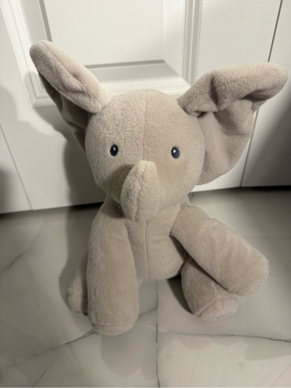 Gund baby flappy the elephant musical plush